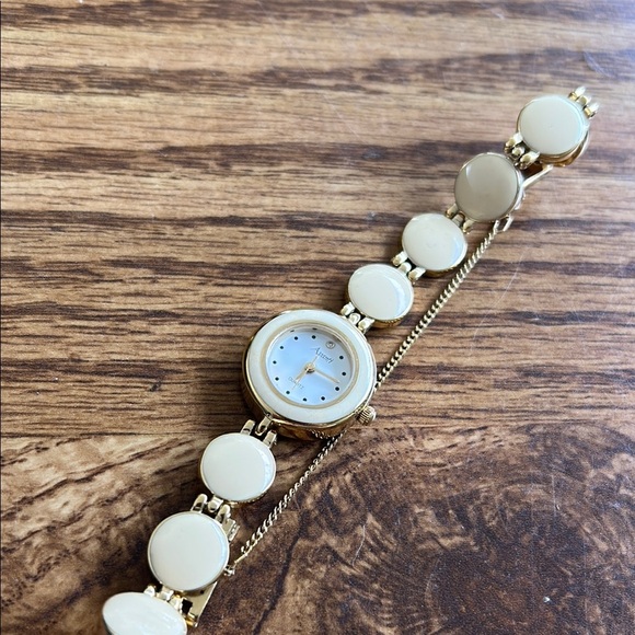 Avante Cream Bracelet Watch bracelet - Picture 3 of 12